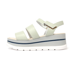 TINO BELLINI 貝里尼 時尚簡約進口真皮寛版魔鬼氈厚底涼鞋FSOT027-E(灰色)