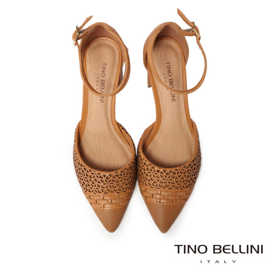 TINO BELLINI 貝里尼 巴西進口典雅線條結合雕花紋路透氣中空牛皮後繫粗跟鞋FSYT001-9(駝色)